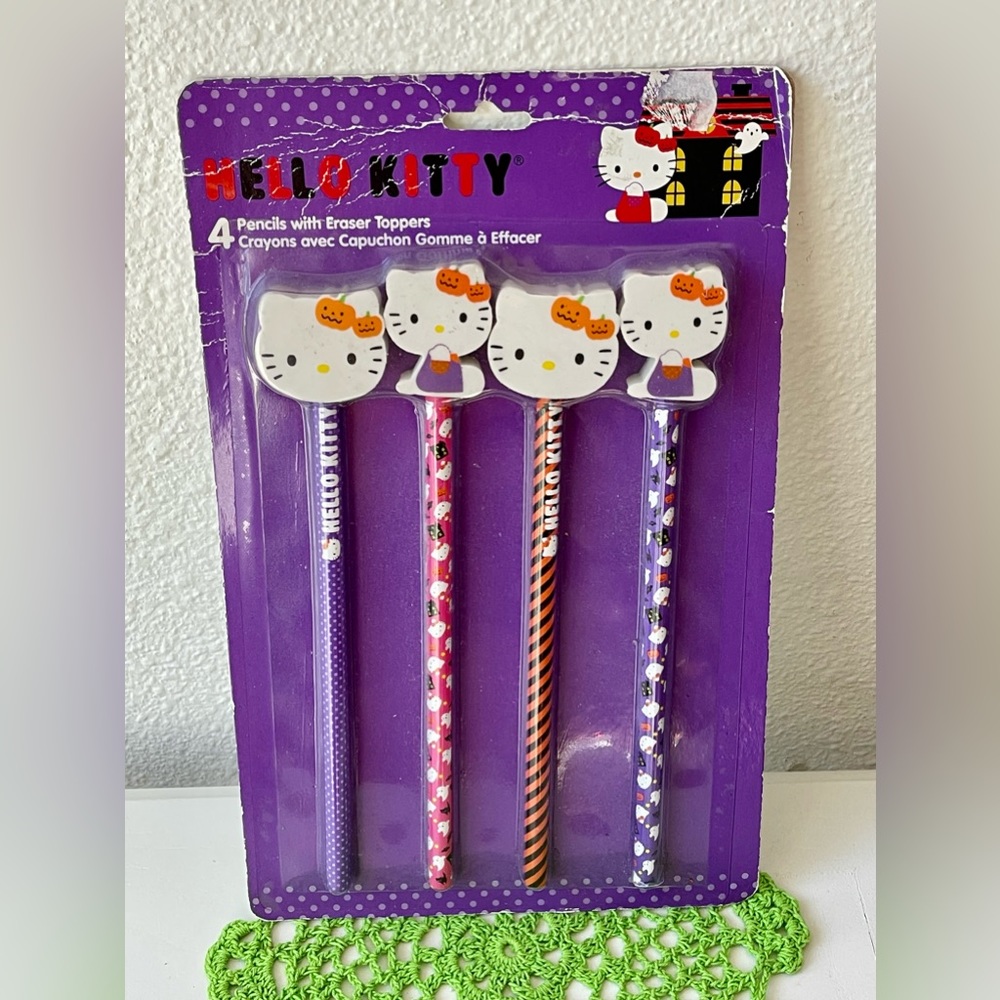 SANRIO RARE 2014 HALLOWEEN PENCIL ERASER SET! HELLO KITTY GHOST WITCH PUMPKIN